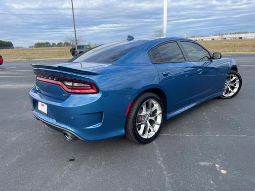 Photo 5 of 26 of 2021 Dodge Charger GT