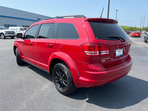 Photo 3 of 23 of 2020 Dodge Journey SE Value