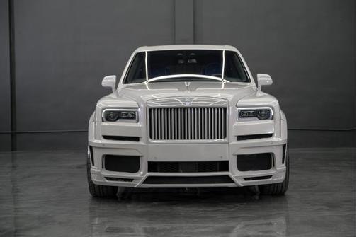 Photo 1 of 66 of 2021 Rolls-Royce Cullinan