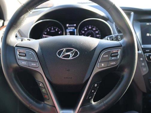Photo 5 of 36 of 2019 Hyundai Santa Fe XL Limited Ultimate