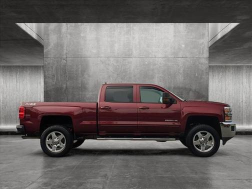 Photo 5 of 24 of 2015 Chevrolet Silverado 2500 LT
