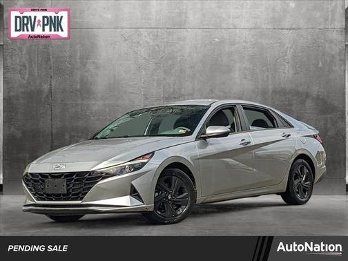 Photo 1 of 19 of 2021 Hyundai Elantra SEL