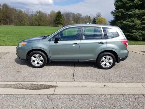 Photo 1 of 18 of 2014 Subaru Forester 2.5i