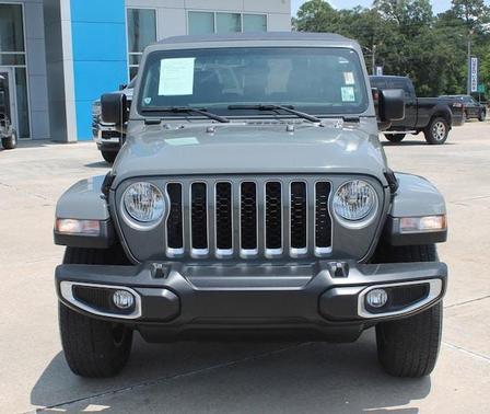Photo 2 of 29 of 2021 Jeep Gladiator Overland