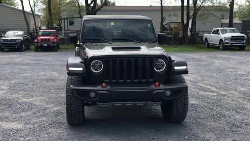 Photo 4 of 22 of 2021 Jeep Gladiator Mojave