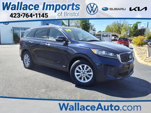 Photo 1 of 25 of 2020 Kia Sorento LX