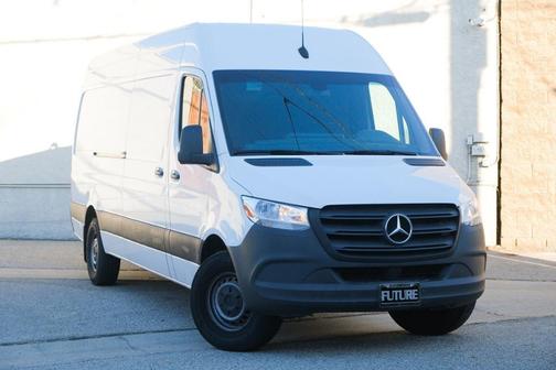 Photo 3 of 51 of 2021 Mercedes-Benz Sprinter 2500 HIGH ROOF I4 170