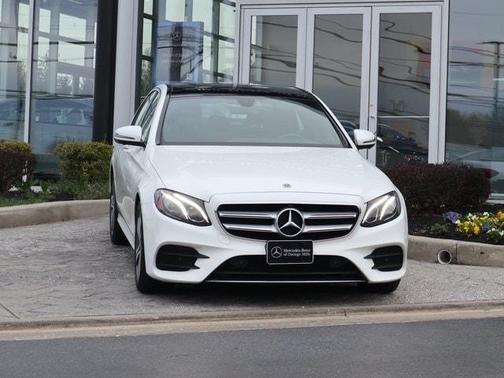 Photo 3 of 27 of 2020 Mercedes-Benz E-Class E 350 4MATIC