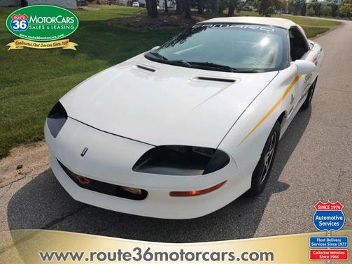Photo 4 of 36 of 1997 Chevrolet Camaro Z28
