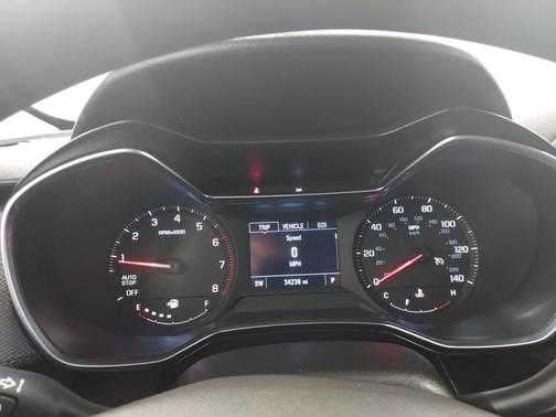 Photo 2 of 22 of 2021 Chevrolet Trailblazer LT