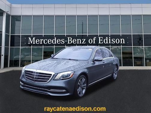 Photo 3 of 22 of 2020 Mercedes-Benz S-Class S 560 4MATIC
