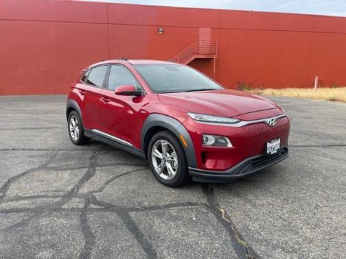 Photo 3 of 35 of 2019 Hyundai Kona EV Limited