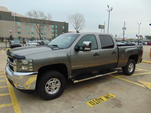 Photo 3 of 22 of 2008 Chevrolet Silverado 2500 LT