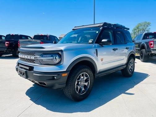 Photo 3 of 57 of 2021 Ford Bronco Sport Badlands