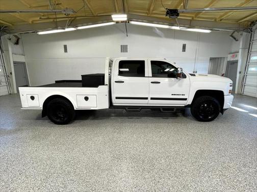Photo 5 of 18 of 2019 Chevrolet Silverado 3500 LTZ