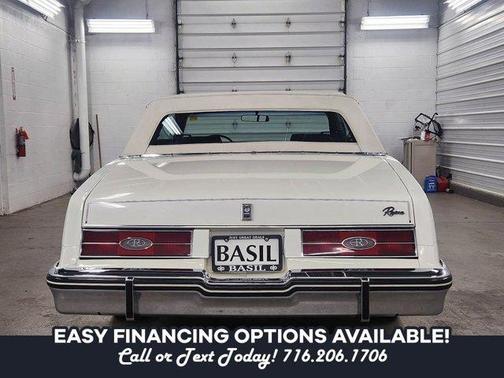 Photo 4 of 48 of 1984 Buick Riviera Base