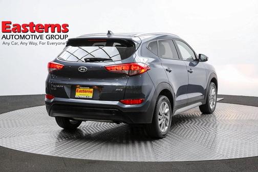 Photo 5 of 63 of 2018 Hyundai Tucson SEL Plus