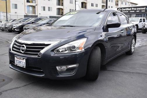 Photo 3 of 46 of 2014 Nissan Altima 2.5 S