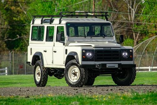 Photo 2 of 92 of 1997 Land Rover Defender