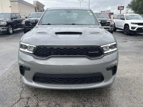 Photo 2 of 3 of 2022 Dodge Durango R/T RWD