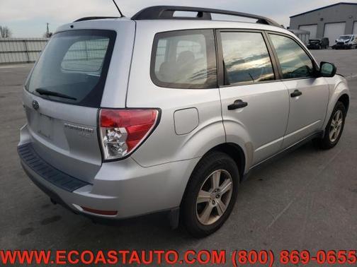 Photo 4 of 10 of 2010 Subaru Forester 2.5X