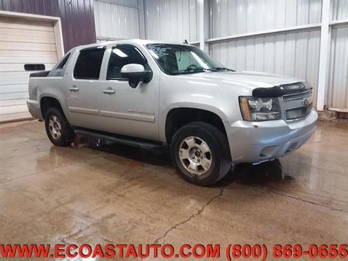 Photo 5 of 21 of 2007 Chevrolet Avalanche LT