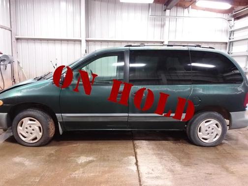 Photo 1 of 18 of 1997 Dodge Caravan SE