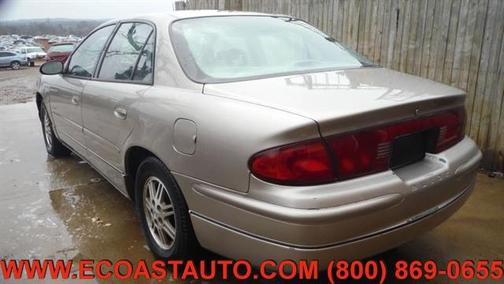 Photo 3 of 11 of 2001 Buick Regal LS