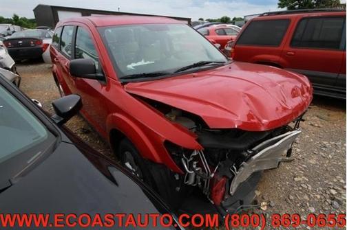 Photo 1 of 12 of 2013 Dodge Journey SE