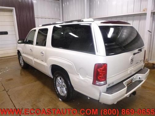 Photo 3 of 15 of 2003 Cadillac Escalade ESV Base
