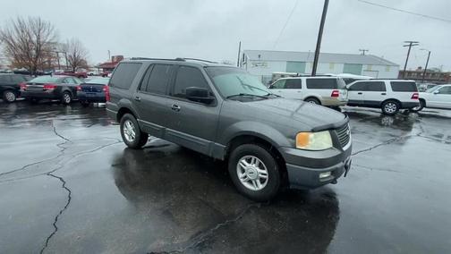 Photo 2 of 21 of 2004 Ford Expedition XLT