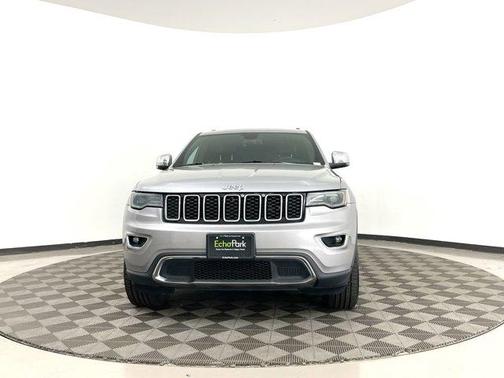 Photo 2 of 32 of 2018 Jeep Grand Cherokee Limited