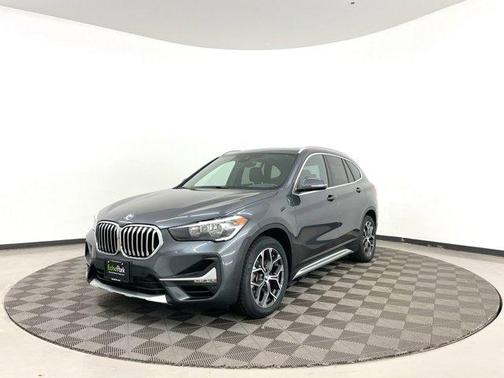 Photo 3 of 32 of 2020 BMW X1 xDrive28i
