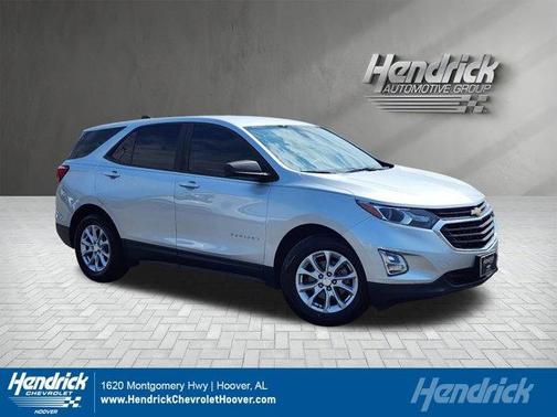 Photo 1 of 32 of 2020 Chevrolet Equinox LS