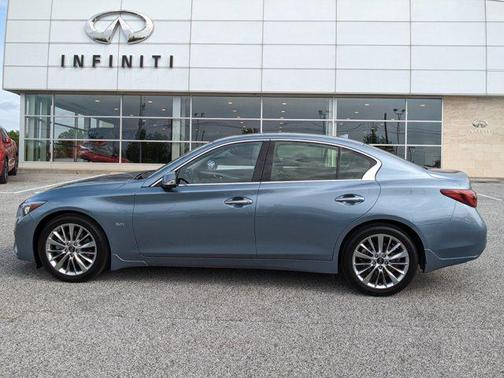Photo 3 of 27 of 2020 INFINITI Q50 3.0t LUXE
