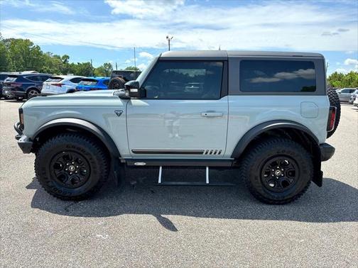 Photo 4 of 36 of 2021 Ford Bronco First Edition