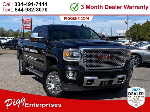 Photo 1 of 41 of 2017 GMC Sierra 2500 Denali
