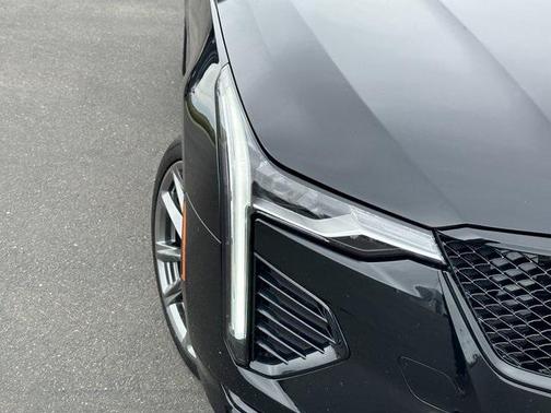 Photo 3 of 24 of 2020 Cadillac CT4 V-Series
