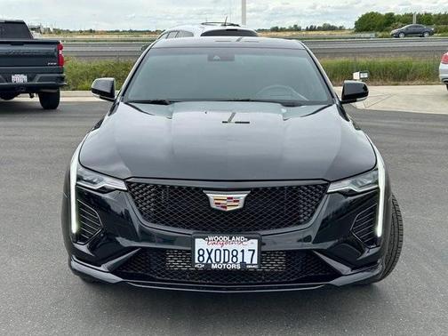 Photo 4 of 24 of 2020 Cadillac CT4 V-Series