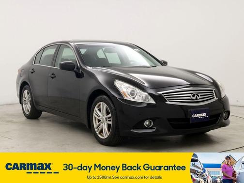 Photo 2 of 30 of 2011 INFINITI G37x Base