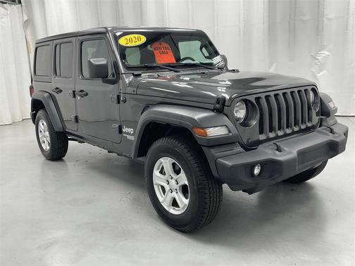 Photo 2 of 34 of 2020 Jeep Wrangler Unlimited Sport