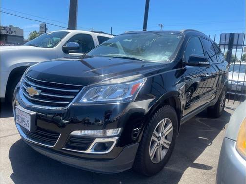Photo 1 of 10 of 2017 Chevrolet Traverse 1LT