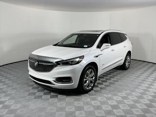 Photo 3 of 37 of 2020 Buick Enclave FWD Avenir
