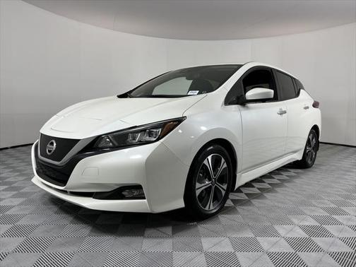 Photo 3 of 39 of 2021 Nissan Leaf SV 40 kWh