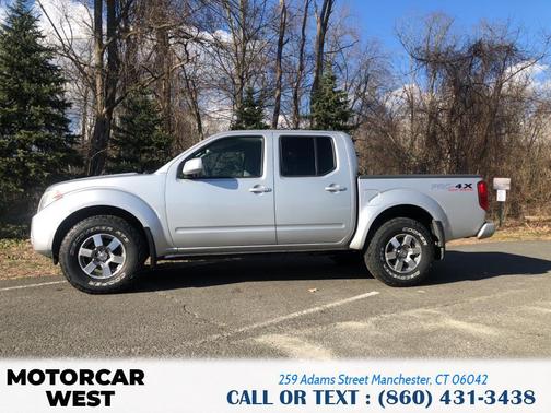 Photo 2 of 72 of 2012 Nissan Frontier Pro-4X