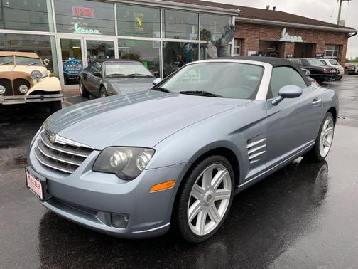 Photo 1 of 34 of 2005 Chrysler Crossfire Limited