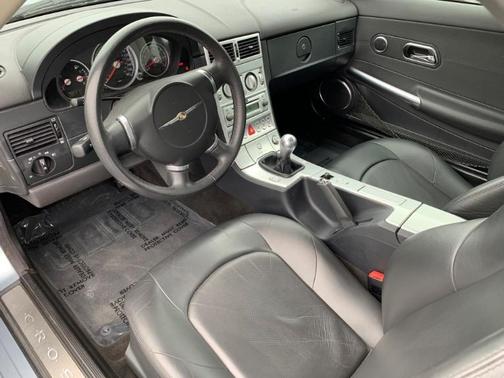 Photo 3 of 34 of 2005 Chrysler Crossfire Limited