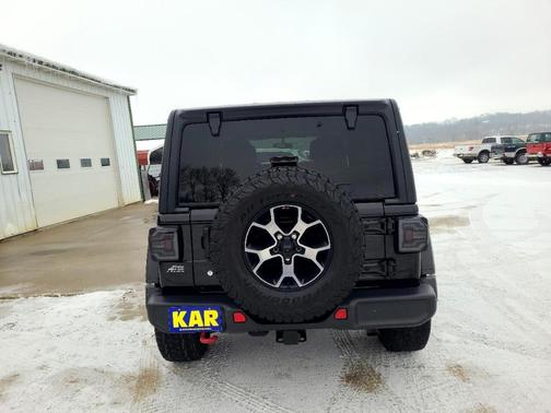 Photo 4 of 32 of 2018 Jeep Wrangler Unlimited Rubicon