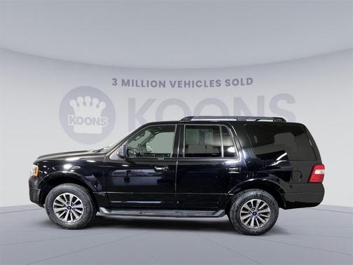 Photo 2 of 24 of 2017 Ford Expedition XLT