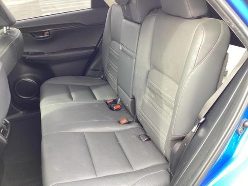 Photo 5 of 16 of 2020 Lexus NX 300h Base